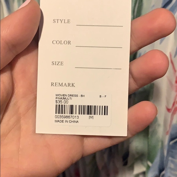 Pleated dress - Picture 4 of 5